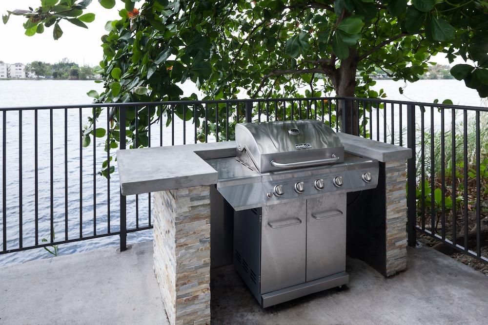 Homewood Suites Miami Airport/Blue Lagoon Miami Springs Exterior photo