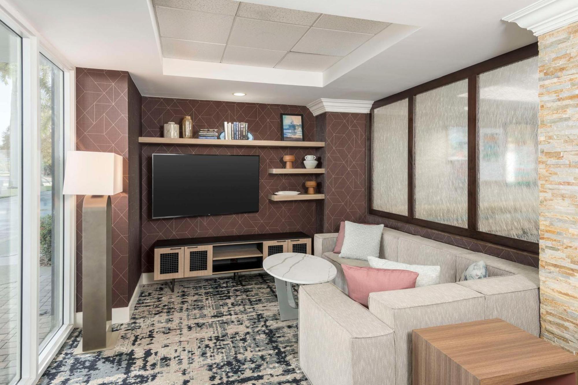 Homewood Suites Miami Airport/Blue Lagoon Miami Springs Exterior photo