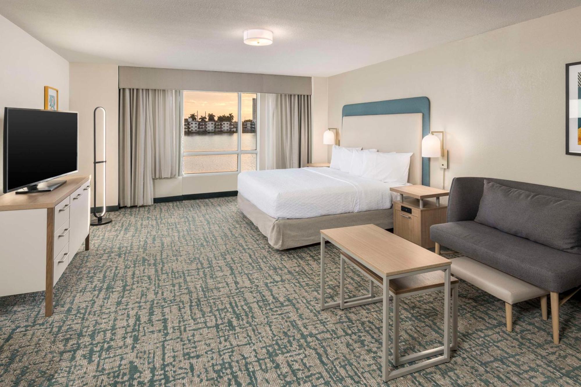 Homewood Suites Miami Airport/Blue Lagoon Miami Springs Exterior photo
