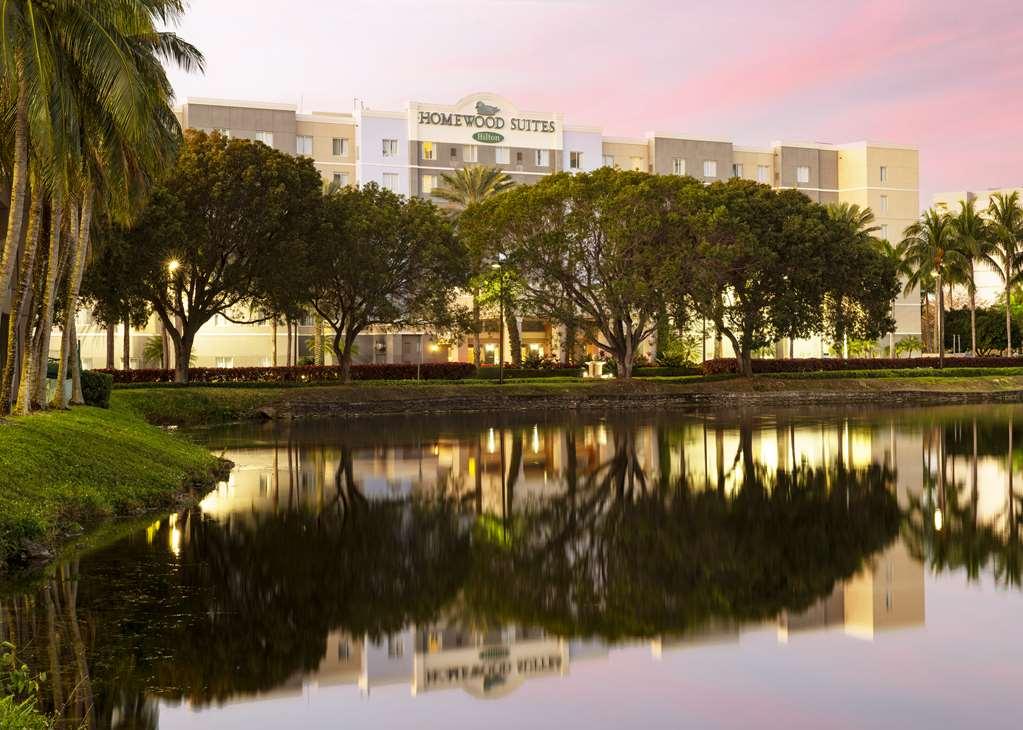 Homewood Suites Miami Airport/Blue Lagoon Miami Springs Exterior photo